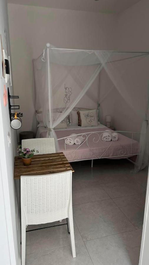 Faro'S Room Bari Dış mekan fotoğraf
